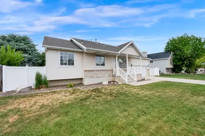 2528 W Level Dr S, Taylorsville, UT 84129 - Photo 24