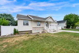 2528 W Level Dr S, Taylorsville, UT 84129 - Photo 24