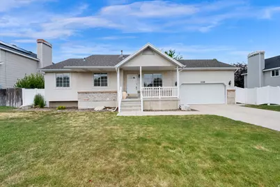 2528 W Level Dr S, Taylorsville, UT 84129 - Photo 2