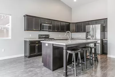 3595 S Water Lilly Ln, Syracuse, UT 84075 - Photo 12