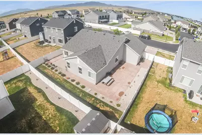 3595 S Water Lilly Ln, Syracuse, UT 84075 - Photo 36