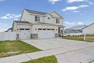 552 W 1410 N, Tooele, UT 84074 - Photo 2