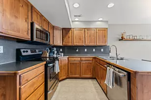 6209 S 1350 E, South Ogden, UT 84405 - Photo 16