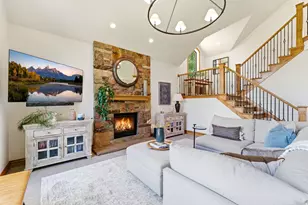 1381 E 5985 S, Salt Lake City, UT 84121 - Photo 4