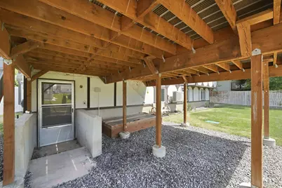 323 Tobe Dr, Centerville, UT 84014 - Photo 24
