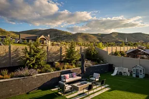 4883 W Upper Bnd Dr, Herriman, UT 84096 - Photo 2