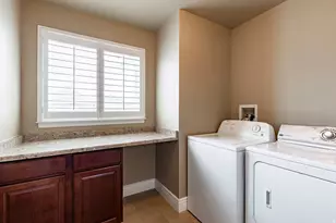 9178 N Mount Airey Dr, Eagle Mountain, UT 84005 - Photo 40