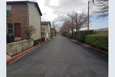 150 E 735 S #23, Centerville, UT 84014 - Photo 4