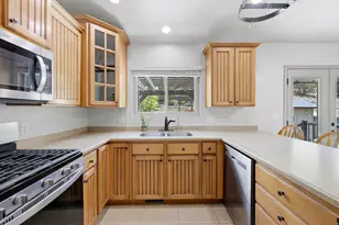 2986 E Lookout Dr, Eagle Mountain, UT 84005 - Photo 4