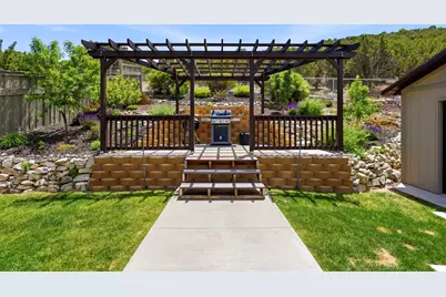 2986 E Lookout Dr, Eagle Mountain, UT 84005 - Photo 14