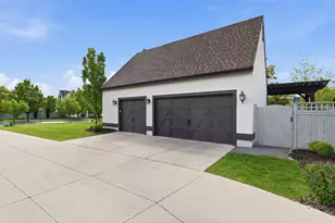 10332 S Salmon Dr W, South Jordan, UT 84009 - Photo 42