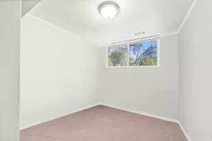 1575 E 8600 S, Sandy, UT 84093 - Photo 20