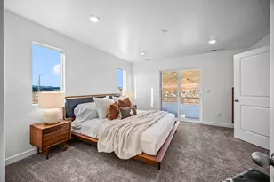 2776 E Rushpink Ln, Washington, UT 84780 - Photo 20