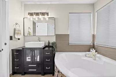 128 W Clay Park Dr S, Murray, UT 84107 - Photo 14