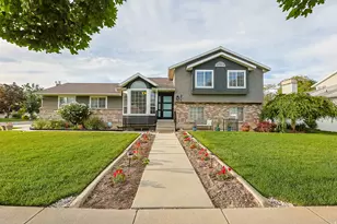 128 W Clay Park Dr S, Murray, UT 84107 - Photo 1