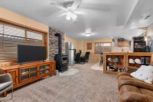 892 W 580 S, Tooele, UT 84074 - Photo 16