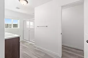 4248 E Willow Oak Way, Eagle Mountain, UT 84005 - Photo 14