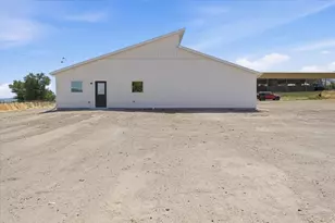 8820 W 25900 N, Portage, UT 84331 - Photo 32