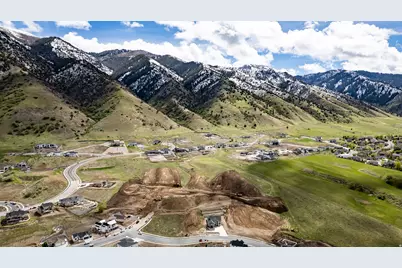 190 N Sherwood Dr #21, Providence, UT 84332 - Photo 4