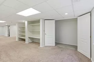 976 W 1400 S, Woods Cross, UT 84087 - Photo 32