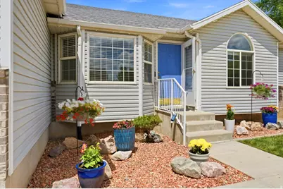 976 W 1400 S, Woods Cross, UT 84087 - Photo 4