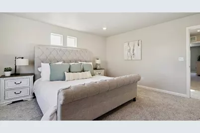 311 N Broadway Dr, Saratoga Springs, UT 84045 - Photo 14