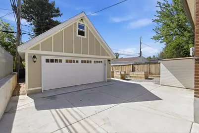 2254 S Texas St E, Salt Lake City, UT 84109 - Photo 36