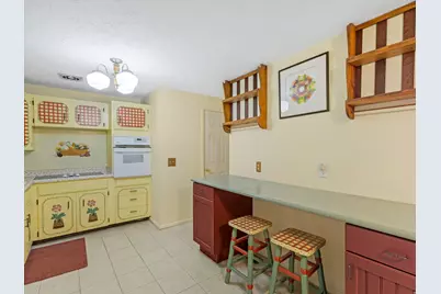 7060 S 2700 W, West Jordan, UT 84084 - Photo 2