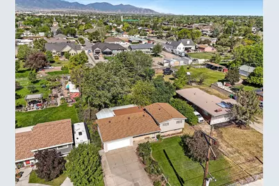 7060 S 2700 W, West Jordan, UT 84084 - Photo 28