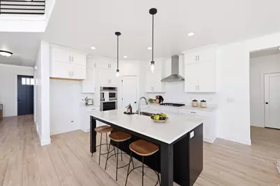 2457 E Springtime Rd, Draper, UT 84020 - Photo 8
