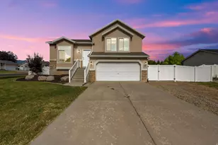 1108 N 3450 W, Layton, UT 84041 - Photo 1