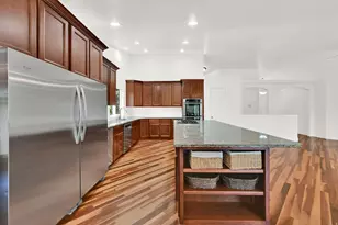 1111 S 2200 W, Syracuse, UT 84075 - Photo 12