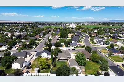 1111 S 2200 W, Syracuse, UT 84075 - Photo 42