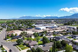 1111 S 2200 W, Syracuse, UT 84075 - Photo 48