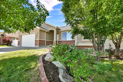 1111 S 2200 W, Syracuse, UT 84075 - Photo 2