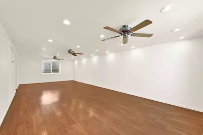 1111 S 2200 W, Syracuse, UT 84075 - Photo 26