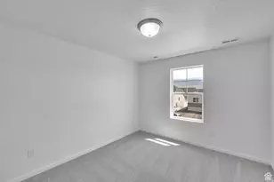 1991 E Burger St, Lake Point, UT 84074 - Photo 12