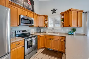 1593 W Turtle Dove Ln S, West Jordan, UT 84088 - Photo 4