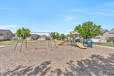 1593 W Turtle Dove Ln S, West Jordan, UT 84088 - Photo 26