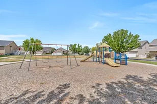 1593 W Turtle Dove Ln S, West Jordan, UT 84088 - Photo 26