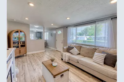1506 W Stanford St N, Layton, UT 84041 - Photo 6
