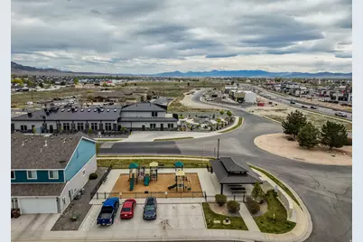 1716 E Talon Way N, Eagle Mountain, UT 84005 - Photo 34