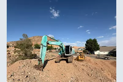 737 E Red Sands Dr, Washington, UT 84780 - Photo 4