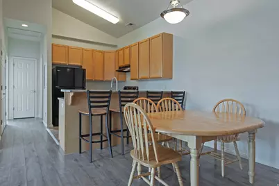 418 N Kent Dr, North Salt Lake, UT 84054 - Photo 10