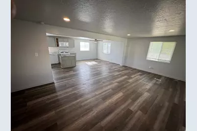 859 S 440 W, Richfield, UT 84701 - Photo 6
