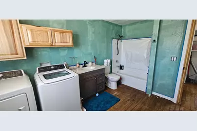 171 Berkley Ave, East Carbon, UT 84520 - Photo 10