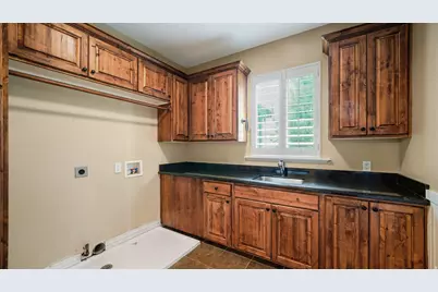 6 W Salem Hills Dr S, Elk Ridge, UT 84651 - Photo 56