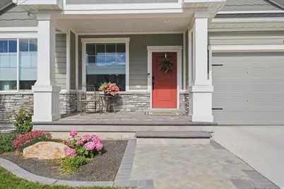 653 S 380 E, Smithfield, UT 84335 - Photo 2