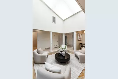 990 S Oak Hills Way, Salt Lake City, UT 84108 - Photo 16