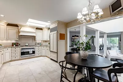 990 S Oak Hills Way, Salt Lake City, UT 84108 - Photo 6